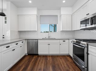 1203 Stonemark Pl #2, Vista, CA 92081