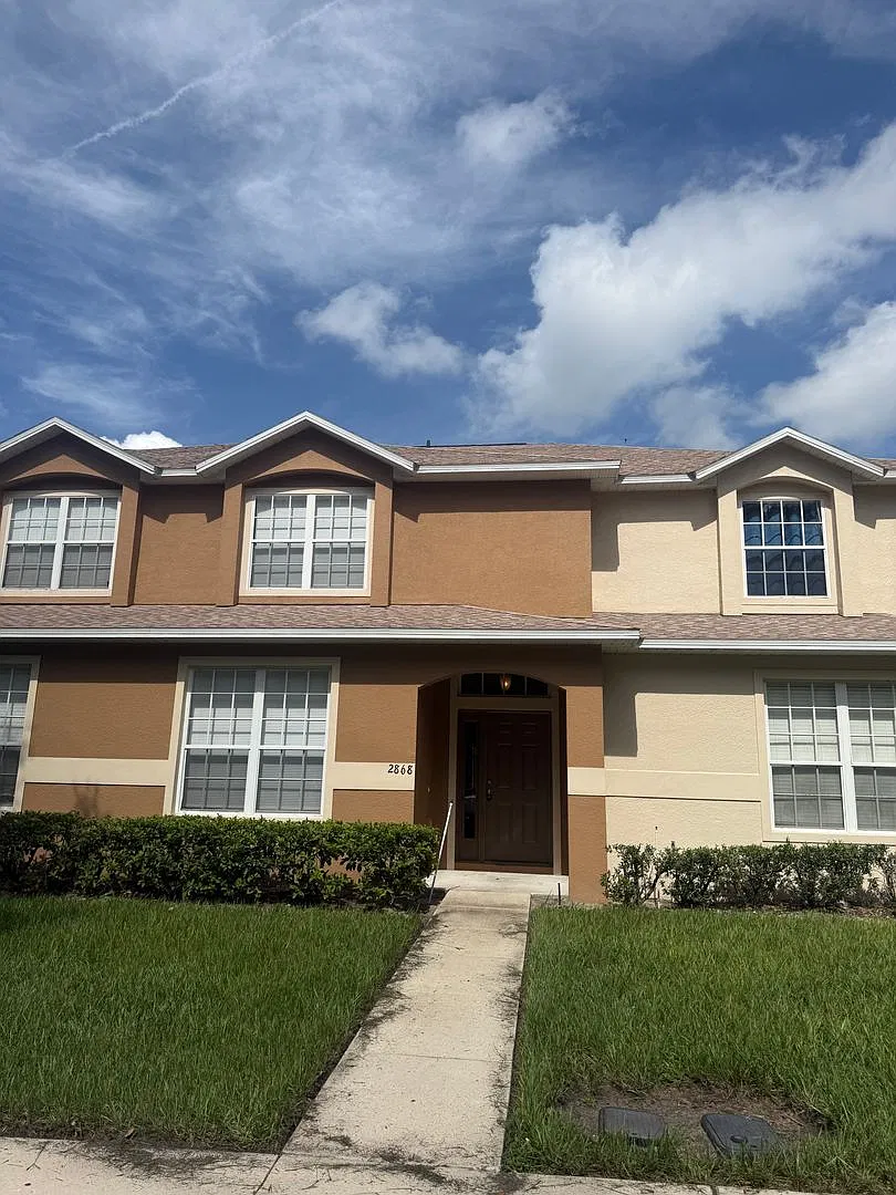 Beautiful Townhouse in Emerald Lake, Kissimmee — Photo 2