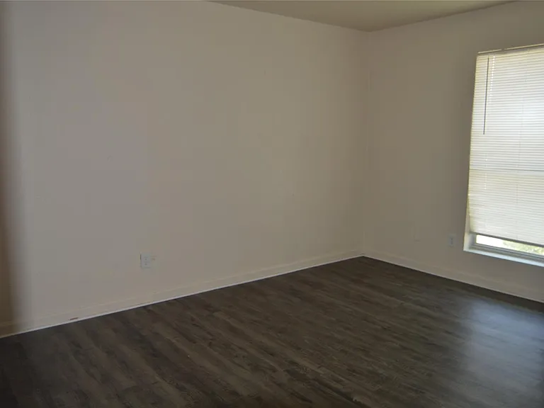 8100 Creekbend Dr #174 — Photo 13