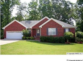 604 Bellemeade St SW, Hartselle, AL 35640