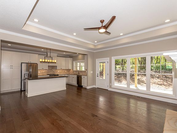 5th image of 102 Ogana Way