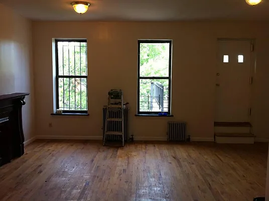 Rented by Level Group | media 17