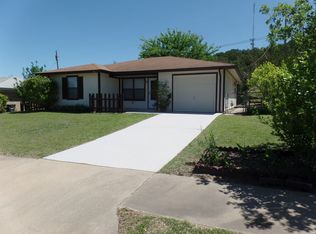802 N 19th St, Copperas Cove, TX 76522