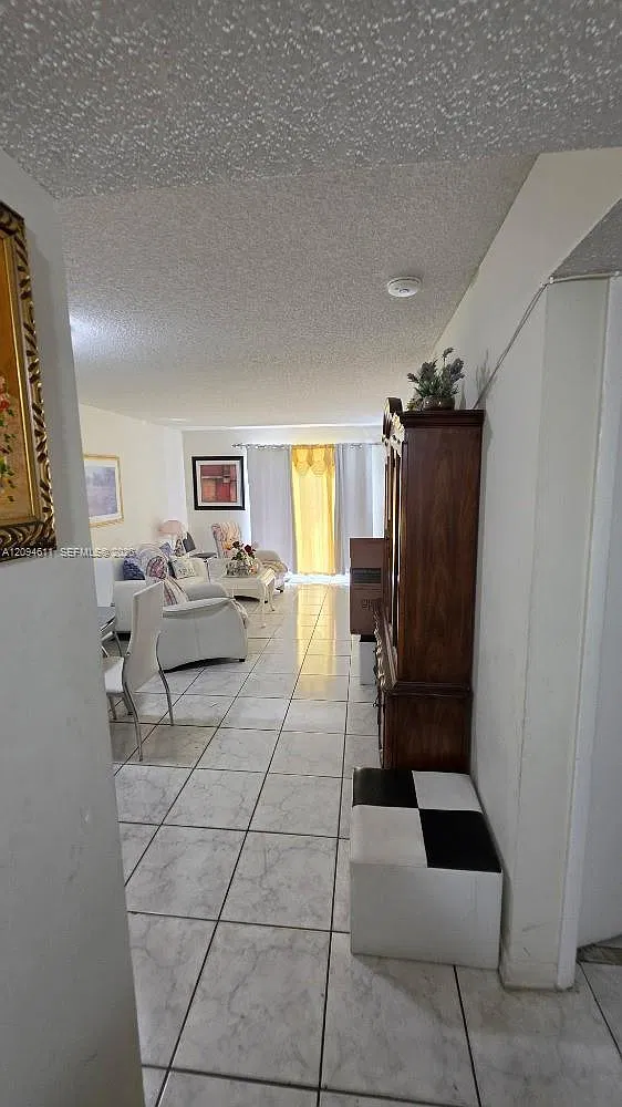 Caribbean Gardens Condo — Photo 1