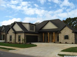 22875 Bluffview Dr, Athens, AL 35613