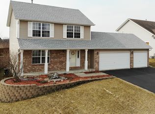 3053 Hamlin Dr, Machesney Park, IL 61115