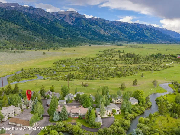 3950 N Pond Dr #12, Wilson, WY 83014