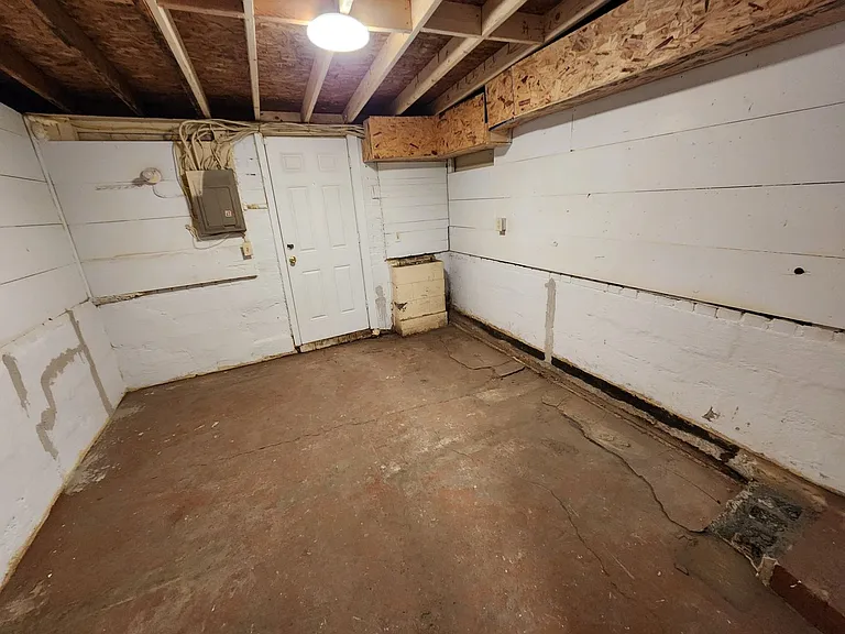1517 Walnut St — Photo 21