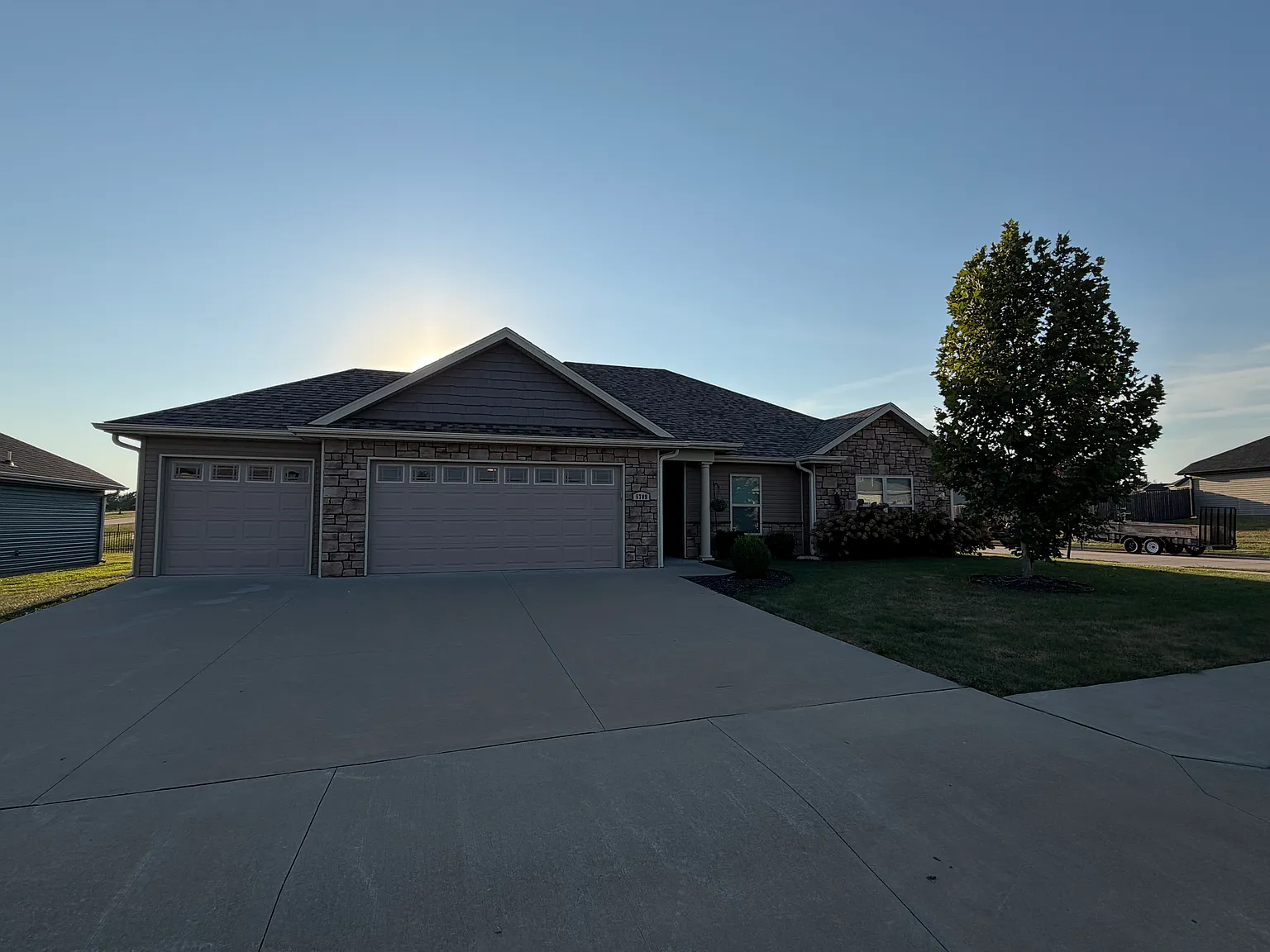 3 bed, 1525 sqft, $2,000 — Photo 1