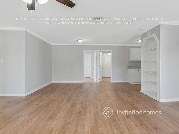 4th image of 1924 Teakwood Dr