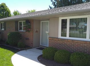 248 E Westbrook Rd, Brookville, OH 45309