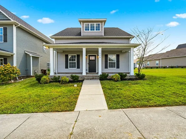114 Hackberry St, Oak Ridge, TN 37830