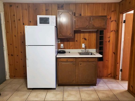5th image of 10370 Ute Pass Ave #5