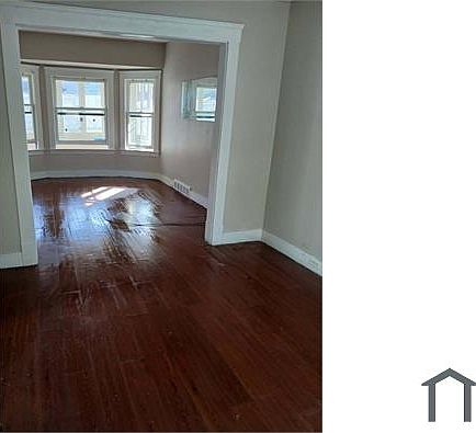 5th image of 9908 Macon Ave