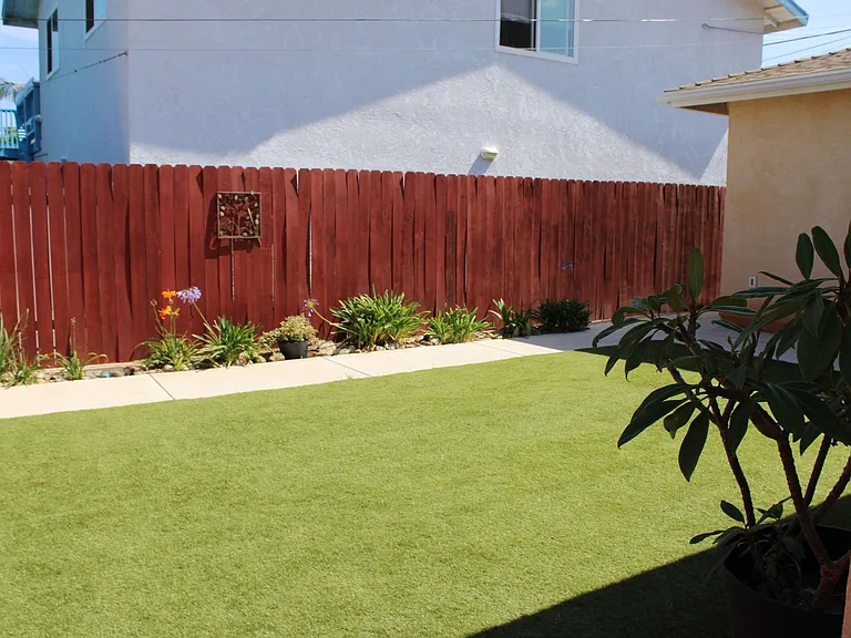 1013 Florida St — Photo 29