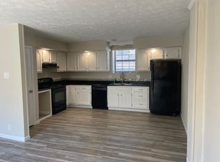 8911 Fox Lonas Rd, Knoxville, TN 37923