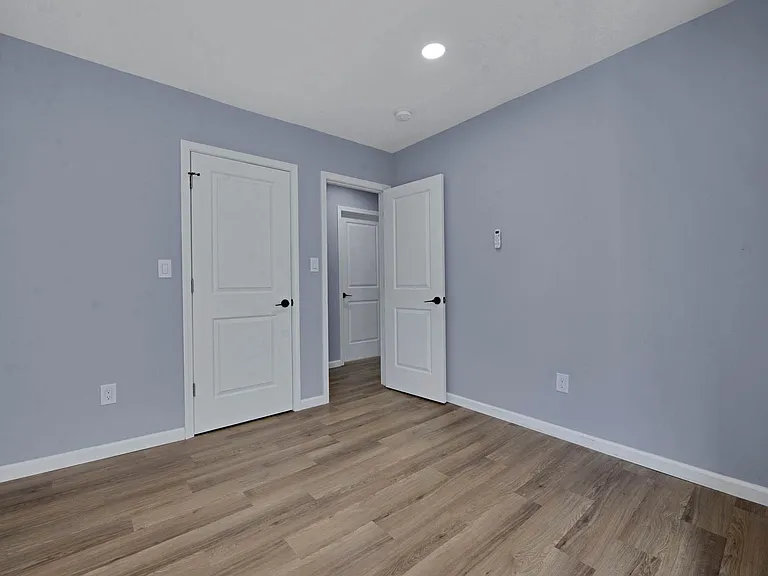 786 Thomas Ave #786 — Photo 9