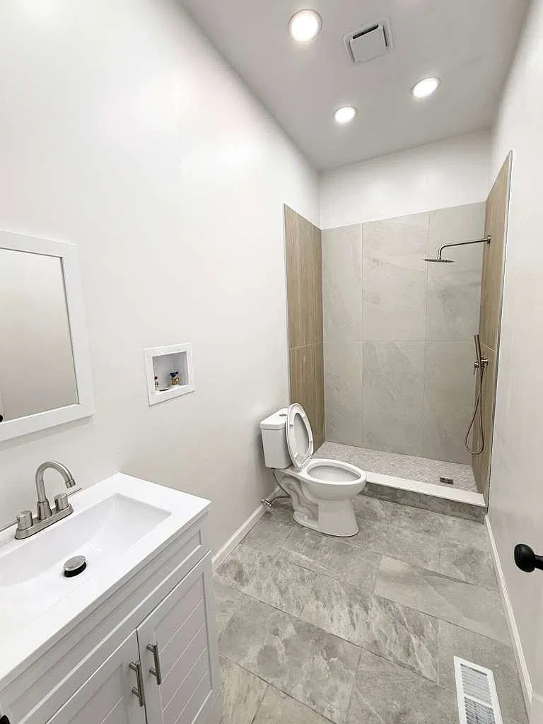 2 bed, 1150 sqft, $1,450 — Photo 3