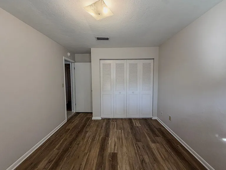3146 NW 46th Ave — Photo 20