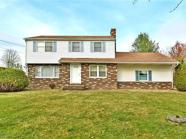 1061 Wilson Sharpsville Rd, Cortland, OH 44410