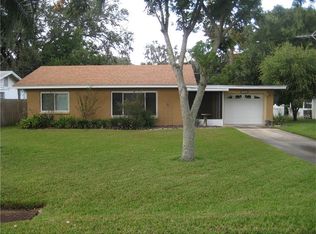 3003 Pinetree Rd, Eustis, FL 32726