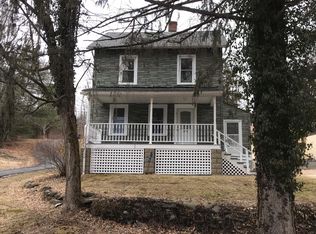 104 Lester Ln, Stroudsburg, PA 18360