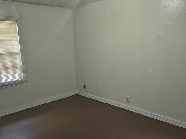 433 W 77th St