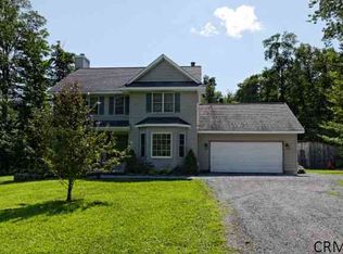 18 Hillside Ln, Westerlo, NY 12193