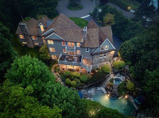 16 Morley Ln, Darien, CT 06820