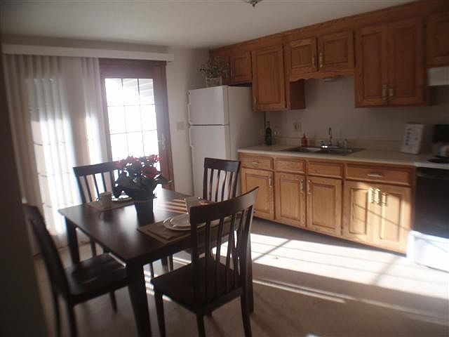 2nd image of 78 Franklin St APT 4