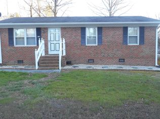 201 Azalea Ave, Roxboro, NC 27573