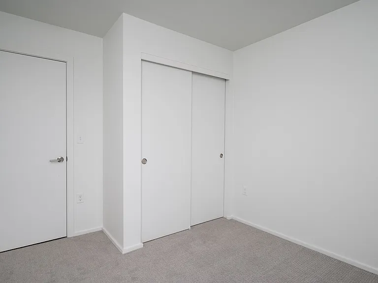 Rockwood Village Apartments — Photo 93