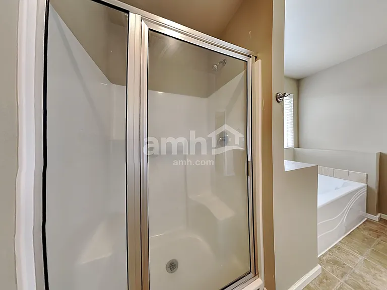 715 204th St E — Photo 14