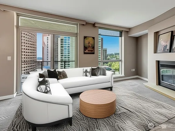 10610 NE 9th Place #1404, Bellevue, WA 98004