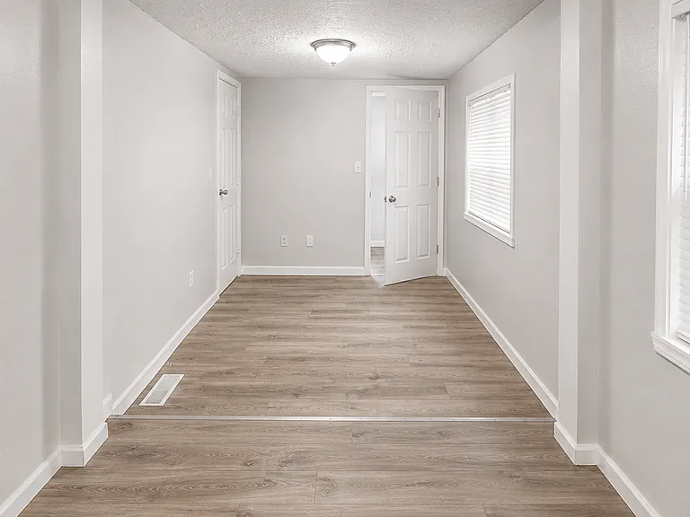 856 Lake City Hwy — Photo 15