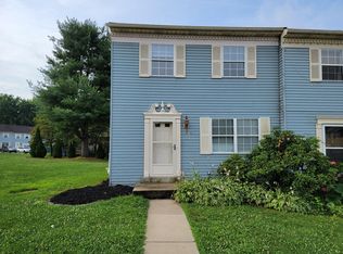 396 Dohner Dr, Lancaster, PA 17602