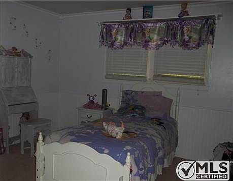 4th image of 200 Cliffside Ave
