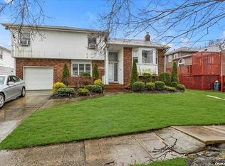 2160 Brighton Way, Merrick, NY 11566