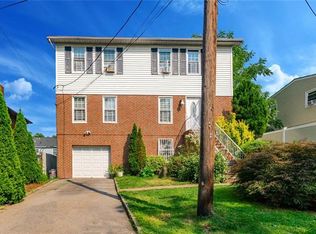 104 Ridgeview Ave, Yonkers, NY 10710