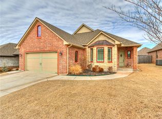 7121 NW 152nd St, Edmond, OK 73013