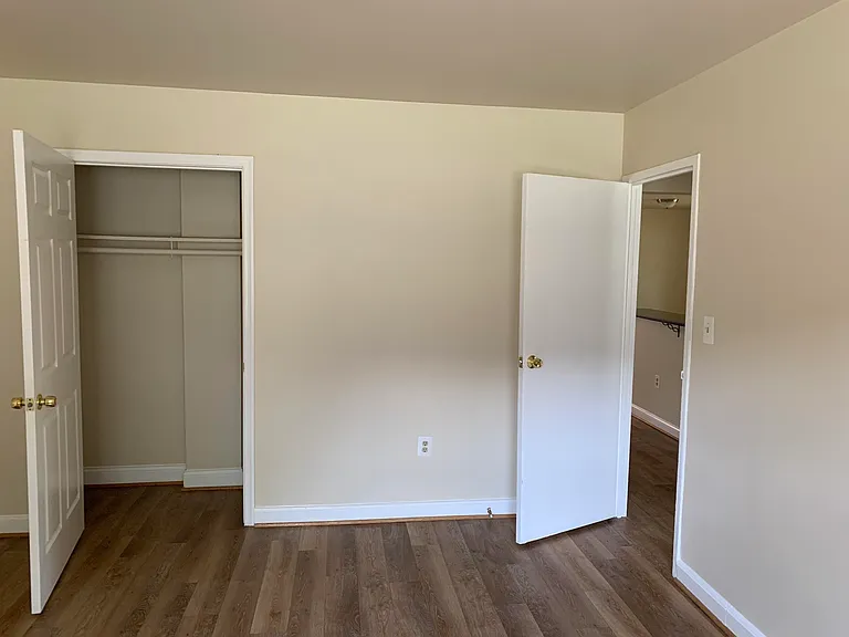 Arundel Park Apartments, LLC — Photo 9