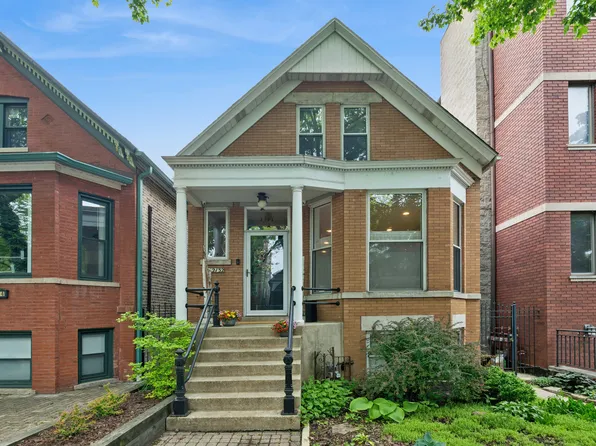 2132 W Thomas St, Chicago, IL 60622