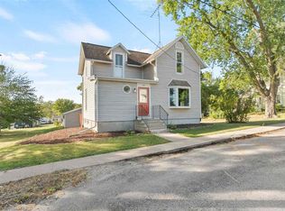 407 5th St, Wellman, IA 52356