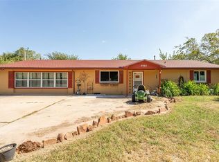 2952 Poplar Dr, Moore, OK 73160