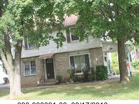 3rd image of 135 Woodcliff Dr #2-C