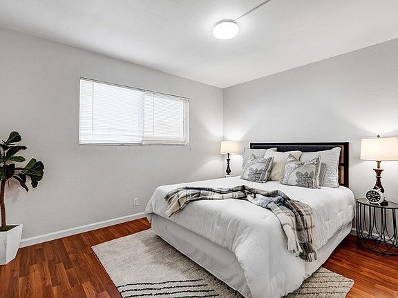 3rd image of 2591 Monticello Way