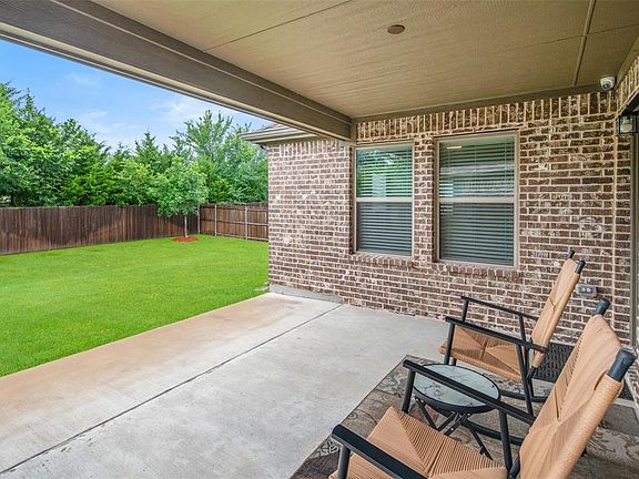 4th image of 1986 Pappy Ln