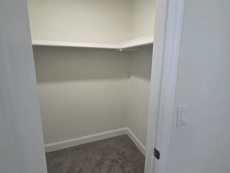 22333 Edgewater Dr — Photo 8