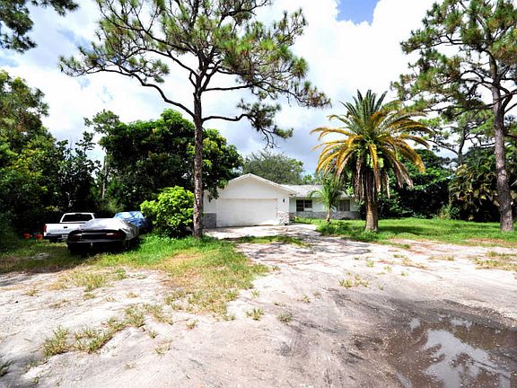 4th image of 5845 Western Way