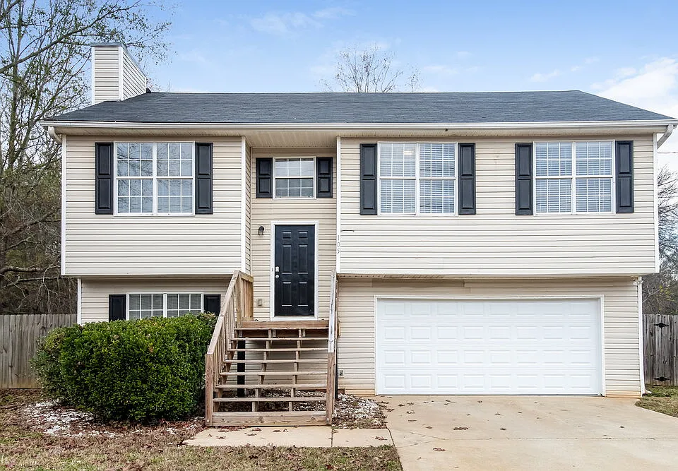 105 Cypress Dr